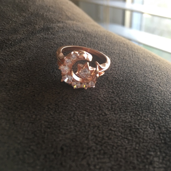 Sterling Silver Crescent Moon and Star 925 Ring - Picture 3 of 6